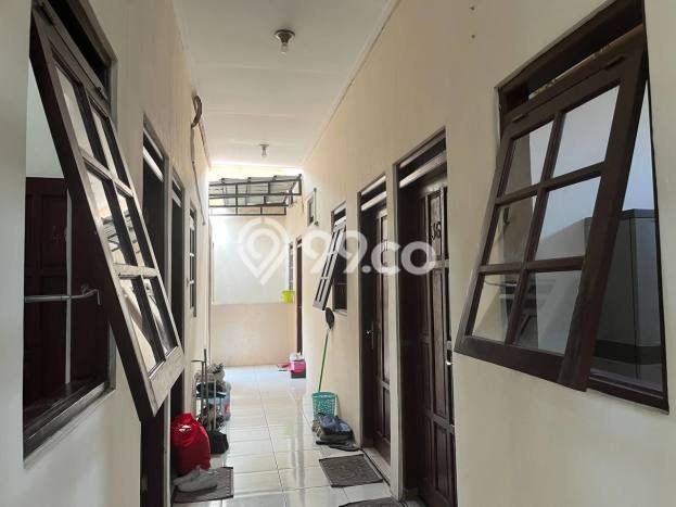 Unit Kost Dijual di Banjarsari dengan 31 Kamar Tidur & Luas Bangunan 400m2 Unit Kost Dijual di Banjarsari dengan 31 Kamar Tidur & Luas Bangunan 400m2