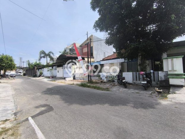 Tanah Kosong Dijual di Solo dengan Area 340m2 Tanah Kosong Dijual di Solo dengan Area 340m2