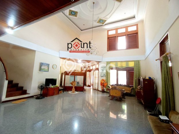 Rumah 6 KT 4 KM Lokasi Premium di Laweyan, Surakarta Rumah 6 KT 4 KM Lokasi Premium di Laweyan, Surakarta