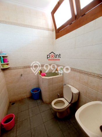 Rumah 6 KT 4 KM Lokasi Premium di Laweyan, Surakarta Rumah 6 KT 4 KM Lokasi Premium di Laweyan, Surakarta