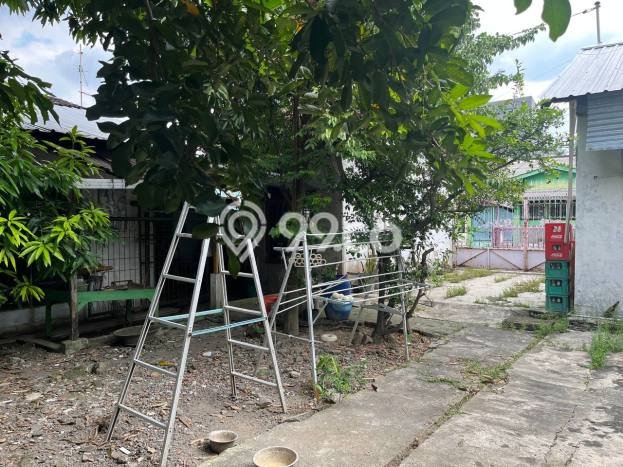 JUAL CEPAT! Rumah Siap Huni Area Strategis Jebres, Luas 586m2m² Bangunan 300m2m² JUAL CEPAT! Rumah Siap Huni Area Strategis Jebres, Luas 586m2m² Bangunan 300m2m²