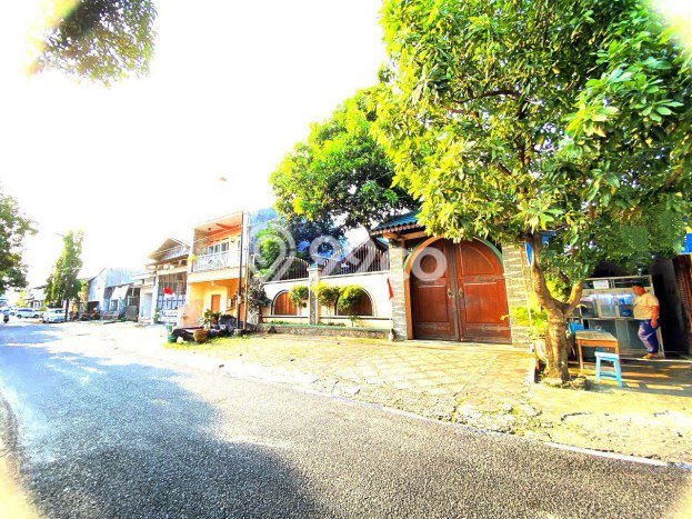 Rumah Kualitas Premium 3 Kamar Tidur Lokasi Prestisius di Kawasan Prospektif Banjarsari, Surakarta Rumah Kualitas Premium 3 Kamar Tidur Lokasi Prestisius di Kawasan Prospektif Banjarsari, Surakarta