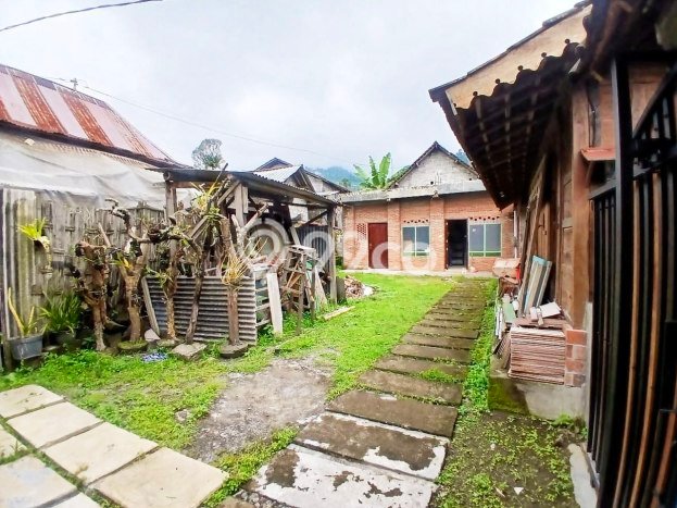 Komersial Disewa di Ngargoyoso, Karanganyar, LT 900m2 / LB 250m2 Komersial Disewa di Ngargoyoso, Karanganyar, LT 900m2 / LB 250m2