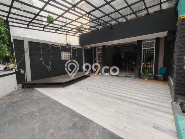 Area Ramai! Komersial Dijual di Laweyan untuk Bisnis Luas Bangunan 400m2 Area Ramai! Komersial Dijual di Laweyan untuk Bisnis Luas Bangunan 400m2