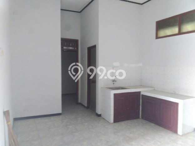 Rumah Berkualitas area Banjarsari, Surakarta, Luas 114m² Bangunan 160m² - HARGA NEGO! Rumah Berkualitas area Banjarsari, Surakarta, Luas 114m² Bangunan 160m² - HARGA NEGO!