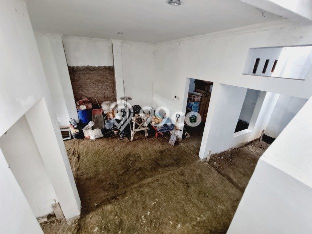 Rumah Modern Minimalis 6 Kamar Siap Huni di Gatak Rumah Modern Minimalis 6 Kamar Siap Huni di Gatak