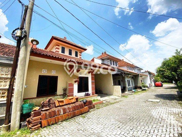 Kesempatan Langka Memiliki Rumah 8 KT 3 KM di Pusat Kota Baki, Sukoharjo Kesempatan Langka Memiliki Rumah 8 KT 3 KM di Pusat Kota Baki, Sukoharjo