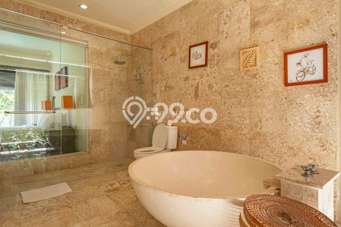 Vila di , Area 225m2m², Area Strategis Vila di , Area 225m2m², Area Strategis