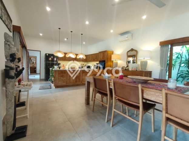Vila Kawasan , Area 730m2m², Area Strategis Vila Kawasan , Area 730m2m², Area Strategis