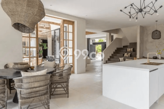 INVESTASI POTENSIAL! Vila Kawasan , Luas 1600m2m², Lokasi Strategis INVESTASI POTENSIAL! Vila Kawasan , Luas 1600m2m², Lokasi Strategis
