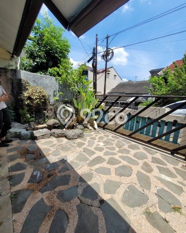 Rumah Modern Minimalis 3 KT Bisa Langsung Pindah di Banyumanik Rumah Modern Minimalis 3 KT Bisa Langsung Pindah di Banyumanik