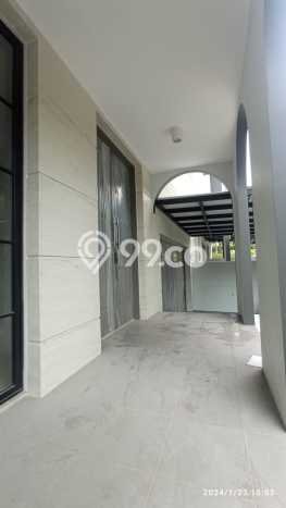 Rumah area , Semarang, LT 240m2m² LB 310m2m² - JUAL CEPAT! Rumah area , Semarang, LT 240m2m² LB 310m2m² - JUAL CEPAT!