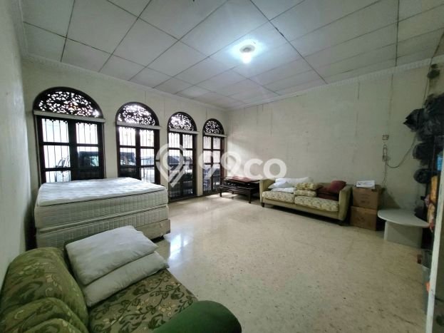 Rumah Mewah Siap Huni LT 1000m2 di Semarang Tengah, Semarang Rumah Mewah Siap Huni LT 1000m2 di Semarang Tengah, Semarang