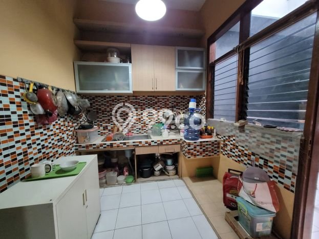 Dijual Rumah Premium dengan Fasilitas Sekitar Lengkap di Banyumanik, Semarang Dijual Rumah Premium dengan Fasilitas Sekitar Lengkap di Banyumanik, Semarang