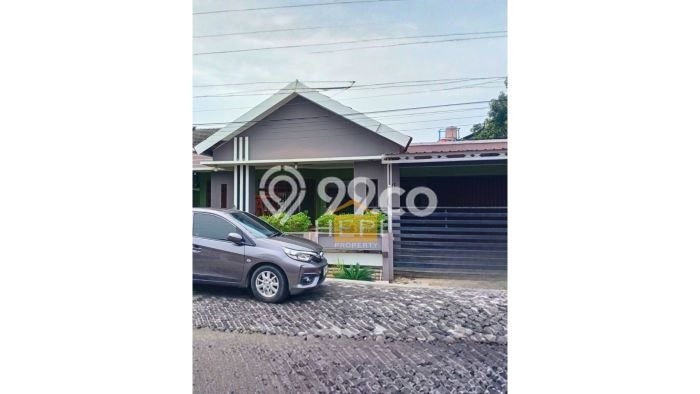 Rumah Luxury Modern Tanpa Renovasi di Puri Anjasmoro Semarang Rumah Luxury Modern Tanpa Renovasi di Puri Anjasmoro Semarang