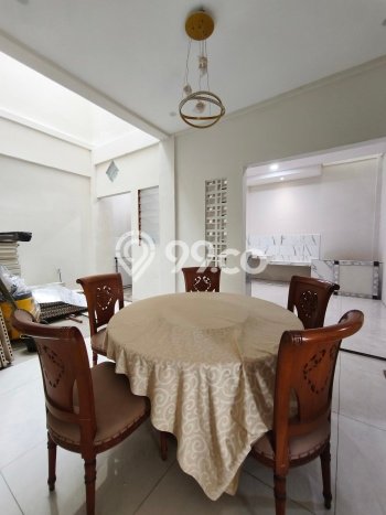 Rumah Eksklusif Siap Huni LT 232m2 di Banyumanik, Semarang Rumah Eksklusif Siap Huni LT 232m2 di Banyumanik, Semarang