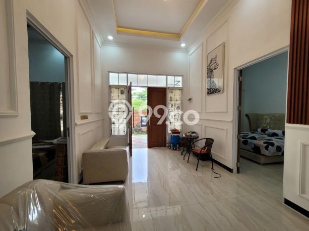 Siap Huni Rumah Mewah 4 Kamar di Graha Padma Dekat ke Mana Pun Siap Huni Rumah Mewah 4 Kamar di Graha Padma Dekat ke Mana Pun