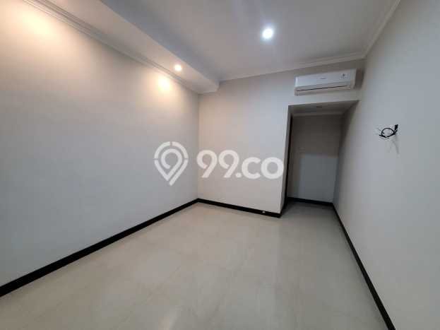Rumah LB 220m² Dekat dengan Akses Transportasi, Semarang - Harga Menarik Rumah LB 220m² Dekat dengan Akses Transportasi, Semarang - Harga Menarik