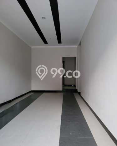 Rumah LB 220m² Dekat dengan Akses Transportasi, Semarang - Harga Menarik Rumah LB 220m² Dekat dengan Akses Transportasi, Semarang - Harga Menarik