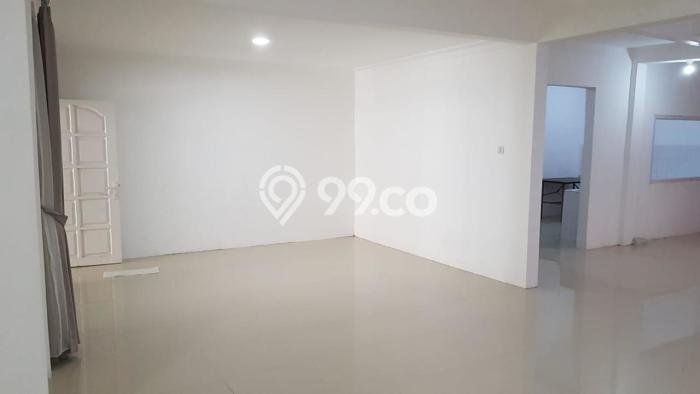 Hunian Cantik Modern Lb 250m2 di Semarang Timur, Semarang Hunian Cantik Modern Lb 250m2 di Semarang Timur, Semarang
