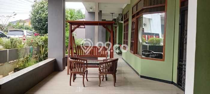Rumah Luxury Modern Tanpa Renovasi di Puri Anjasmoro Semarang Rumah Luxury Modern Tanpa Renovasi di Puri Anjasmoro Semarang