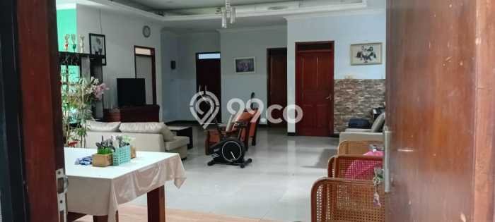 Rumah Luxury Modern Tanpa Renovasi di Puri Anjasmoro Semarang Rumah Luxury Modern Tanpa Renovasi di Puri Anjasmoro Semarang