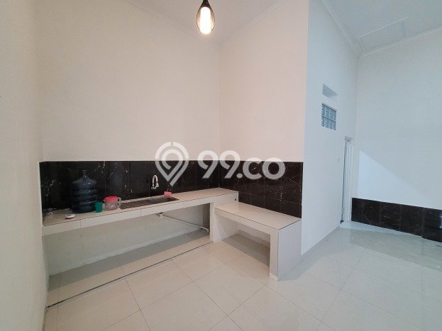 Hunian Cantik Minimalis Lb 168m2 di Semarang Utara, Semarang Hunian Cantik Minimalis Lb 168m2 di Semarang Utara, Semarang