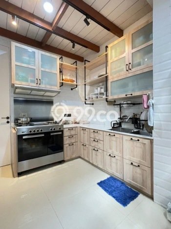 Dijual Hunian Rumah Terawat 5 KT di Puri Anjasmoro, Semarang Dijual Hunian Rumah Terawat 5 KT di Puri Anjasmoro, Semarang