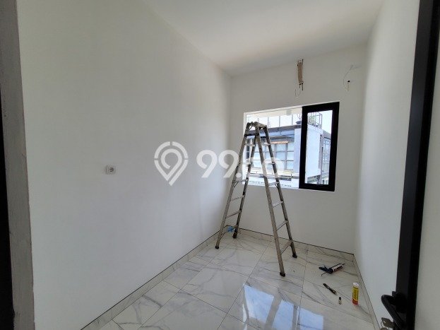 Rumah Lokasi Strategis kawasan Citragrand, Semarang, LT 186m² LB 160m² Rumah Lokasi Strategis kawasan Citragrand, Semarang, LT 186m² LB 160m²