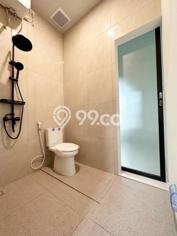 Rumah Elit Modern Siap Huni di Pondok Bambu Jakarta Timur Rumah Elit Modern Siap Huni di Pondok Bambu Jakarta Timur