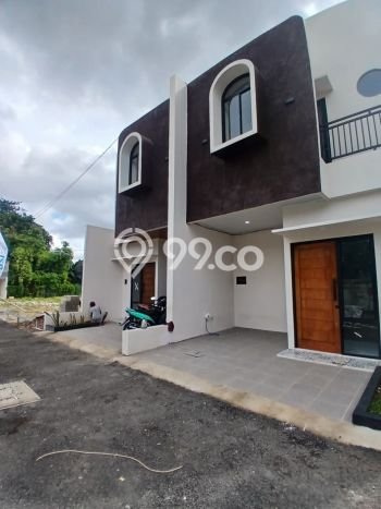 For Sale Rumah 2 Kamar Lokasi Strategis Nyaman dan Strategis di Lubang Buaya For Sale Rumah 2 Kamar Lokasi Strategis Nyaman dan Strategis di Lubang Buaya