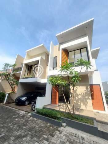 Rumah Minimalis 3 Kamar LT 80m2 di Condet Rumah Minimalis 3 Kamar LT 80m2 di Condet