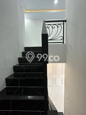 Rumah LT 66m2m² / LB 100m2m² One Gate System di Jagakarsa, Jakarta Selatan Rumah LT 66m2m² / LB 100m2m² One Gate System di Jagakarsa, Jakarta Selatan