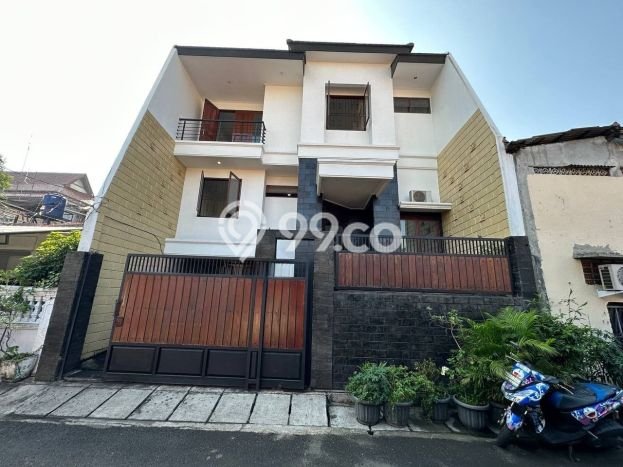 For Sale! Premium House LT 150m2 Desain Modern di Cipinang For Sale! Premium House LT 150m2 Desain Modern di Cipinang