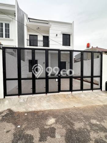 Rumah Elit Modern Siap Huni di Pondok Bambu Jakarta Timur Rumah Elit Modern Siap Huni di Pondok Bambu Jakarta Timur