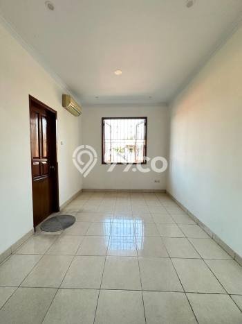 Rumah Elit Modern Siap Huni di Pisangan Lama Jakarta Timur Rumah Elit Modern Siap Huni di Pisangan Lama Jakarta Timur