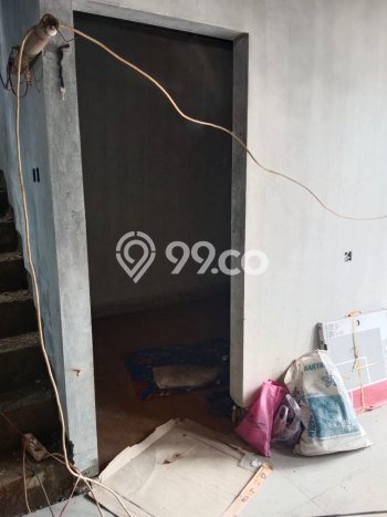 Jual Rumah Eksklusif 3 KT di Cipedak, Jakarta Selatan Jual Rumah Eksklusif 3 KT di Cipedak, Jakarta Selatan