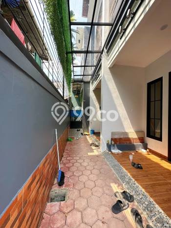 Dijual Hunian Rumah Terawat 2 KT di Utan Kayu, Jakarta Timur Dijual Hunian Rumah Terawat 2 KT di Utan Kayu, Jakarta Timur