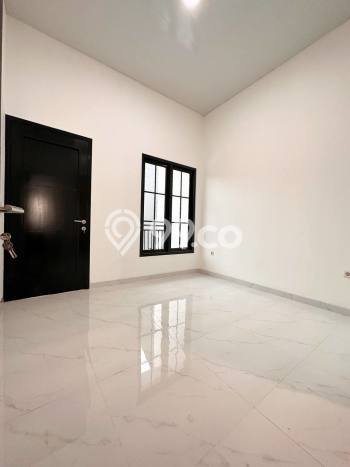 Rumah Elit Modern Siap Huni di Pondok Bambu Jakarta Timur Rumah Elit Modern Siap Huni di Pondok Bambu Jakarta Timur