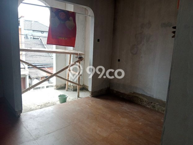 Jual Rumah Eksklusif 3 KT di Cipedak, Jakarta Selatan Jual Rumah Eksklusif 3 KT di Cipedak, Jakarta Selatan