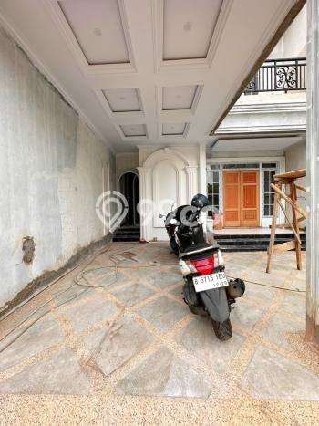 Bisa KPR! Rumah Strategis di Bambu Apus, LT 106m² Bangunan 140m² Bisa KPR! Rumah Strategis di Bambu Apus, LT 106m² Bangunan 140m²