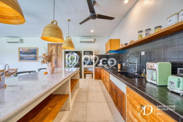 Rumah Luxury Modern Tanpa Renovasi di Umalas Badung Rumah Luxury Modern Tanpa Renovasi di Umalas Badung