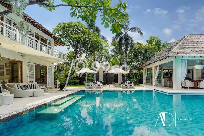 INVESTASI POTENSIAL! Vila Kawasan , Luas 1015m2m², Kawasan Berkembang INVESTASI POTENSIAL! Vila Kawasan , Luas 1015m2m², Kawasan Berkembang