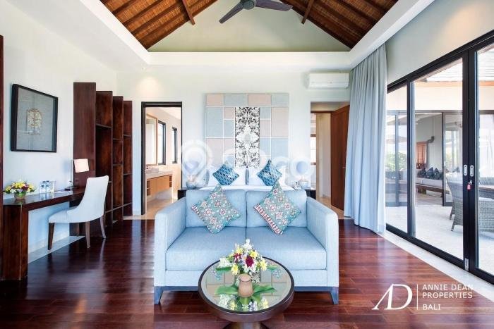 Rumah Mewah LB 678m2 Siap Pakai Desain Elegan di Ungasan, Badung Rumah Mewah LB 678m2 Siap Pakai Desain Elegan di Ungasan, Badung