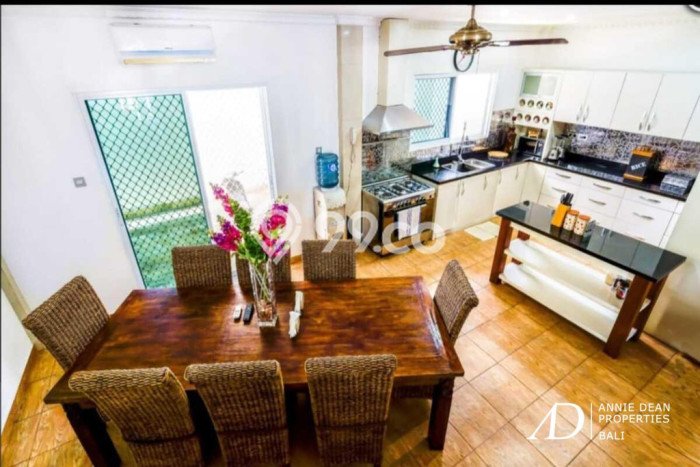 Vila Nyaman di , Dimensi 500m2m², Akses ke berbagai kebutuhan Vila Nyaman di , Dimensi 500m2m², Akses ke berbagai kebutuhan