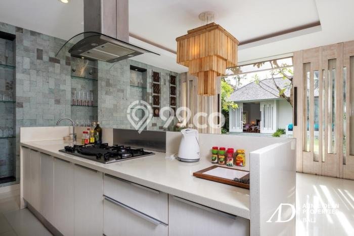 Vila Kawasan , Luas 700m2m², Akses ke fasilitas umum Vila Kawasan , Luas 700m2m², Akses ke fasilitas umum