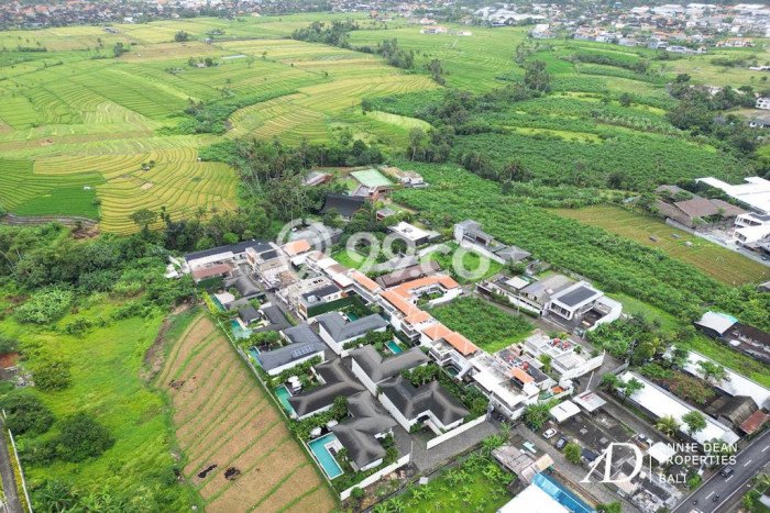 Dapatkan segera Vila di Canggu, Luas 150m2m², Dekat ke transportasi Dapatkan segera Vila di Canggu, Luas 150m2m², Dekat ke transportasi