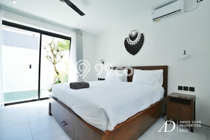 FOR SALE! Vila di , Luas 200m2m², Posisi Premium FOR SALE! Vila di , Luas 200m2m², Posisi Premium