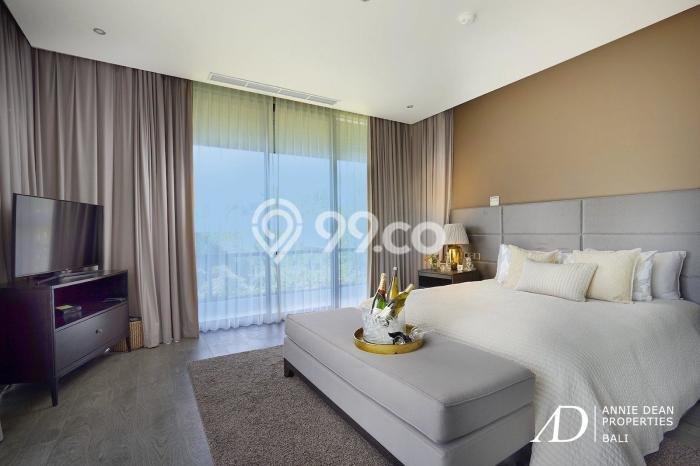 Ready to Use! Premium House LT 388m2 Desain Elegan di Seminyak Ready to Use! Premium House LT 388m2 Desain Elegan di Seminyak