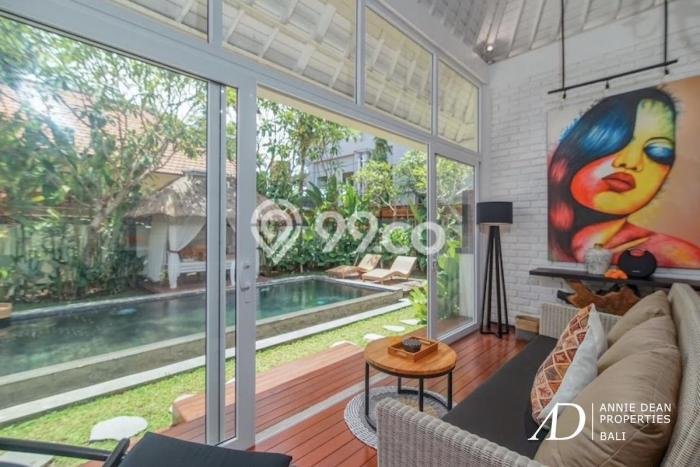 Vila Kawasan , Area 350m2m², Lokasi Premium, Tersedia Sekarang Vila Kawasan , Area 350m2m², Lokasi Premium, Tersedia Sekarang